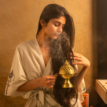 Ayurvedic Scalp & Hair Rituals